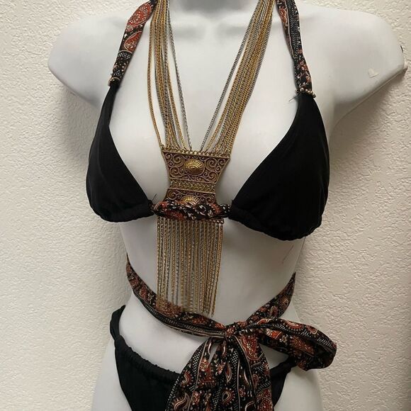 Handmade scarf bikini top - Picture 5 of 5